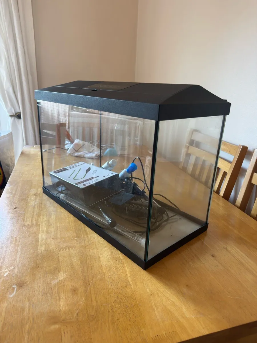 Fish Tank/aquarium - 105L - Image 3
