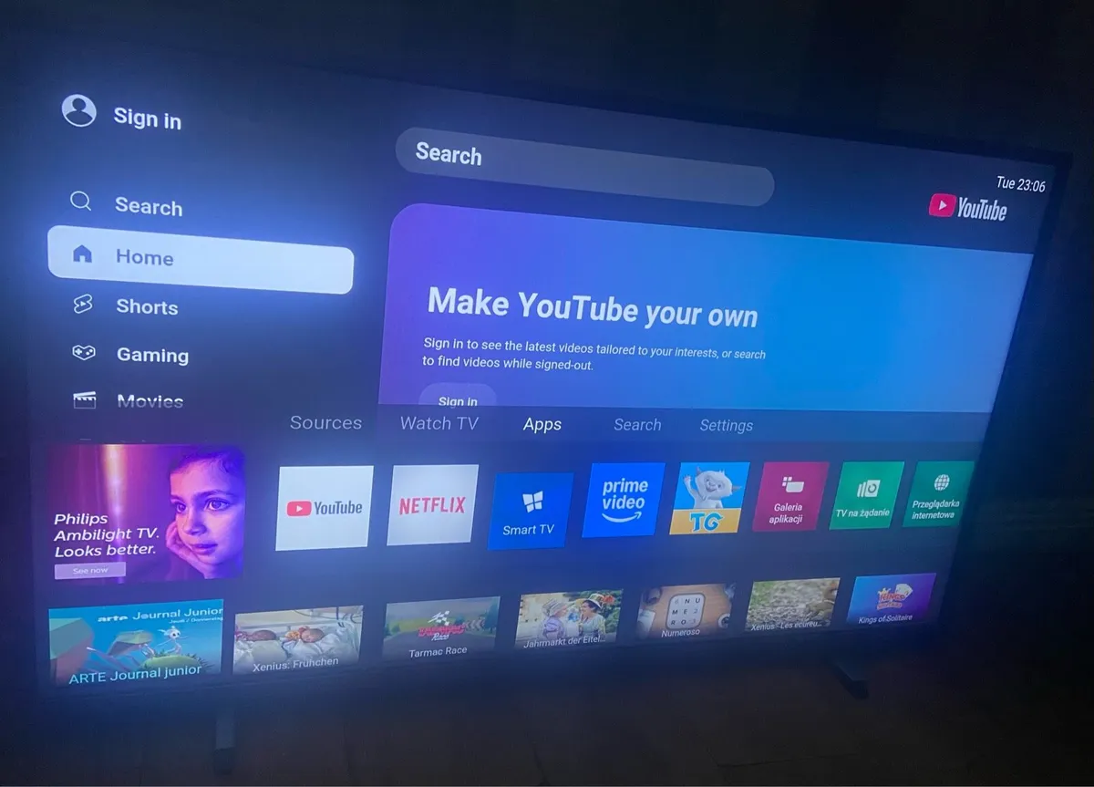 Phillips 50 inch smart tv - Image 1