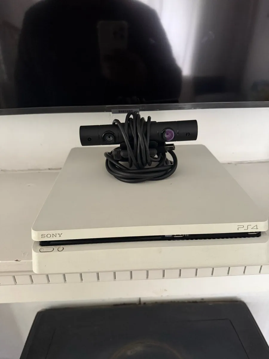 Ps4  and camera