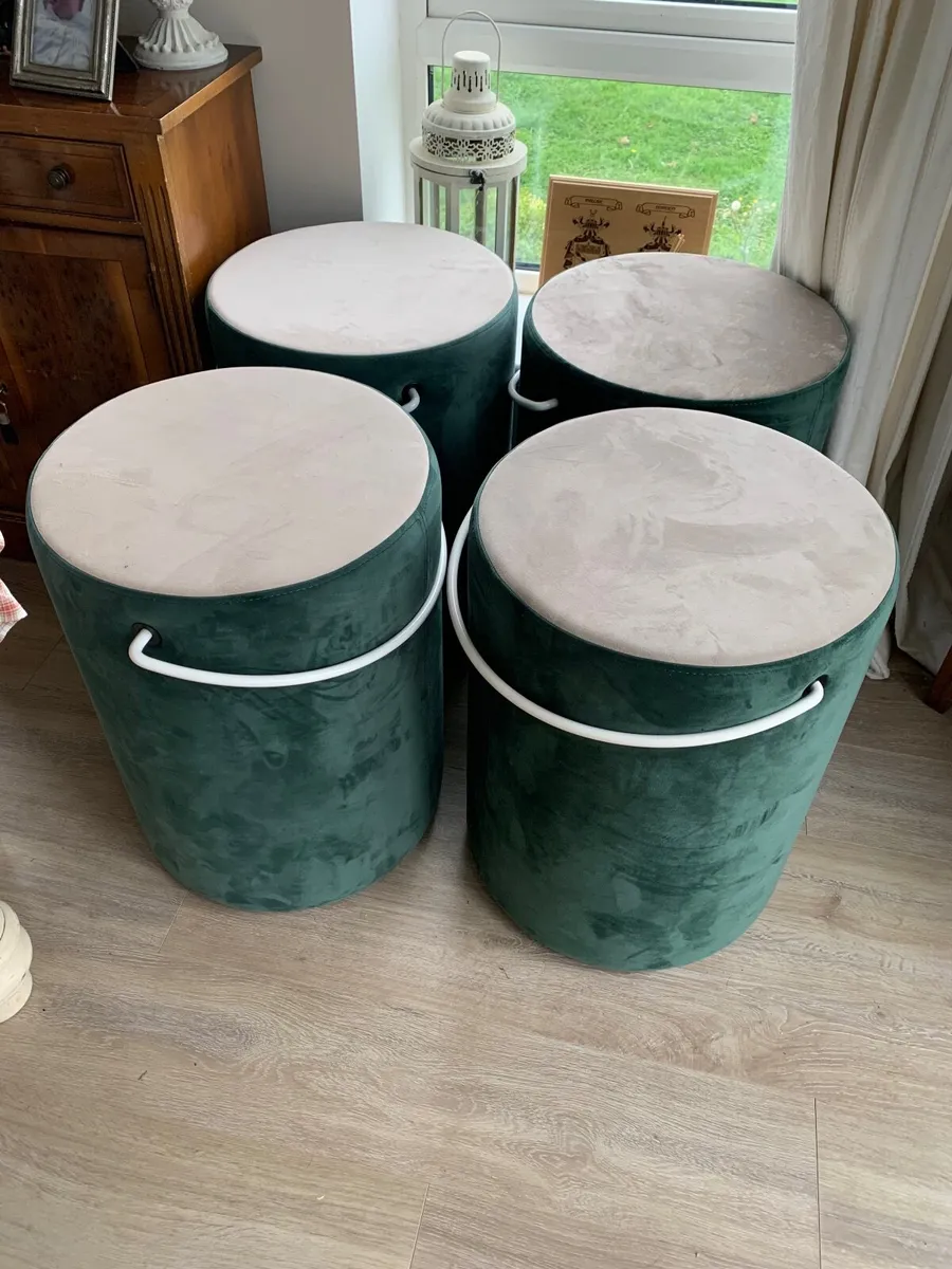 Bejot Point Stools - Image 4