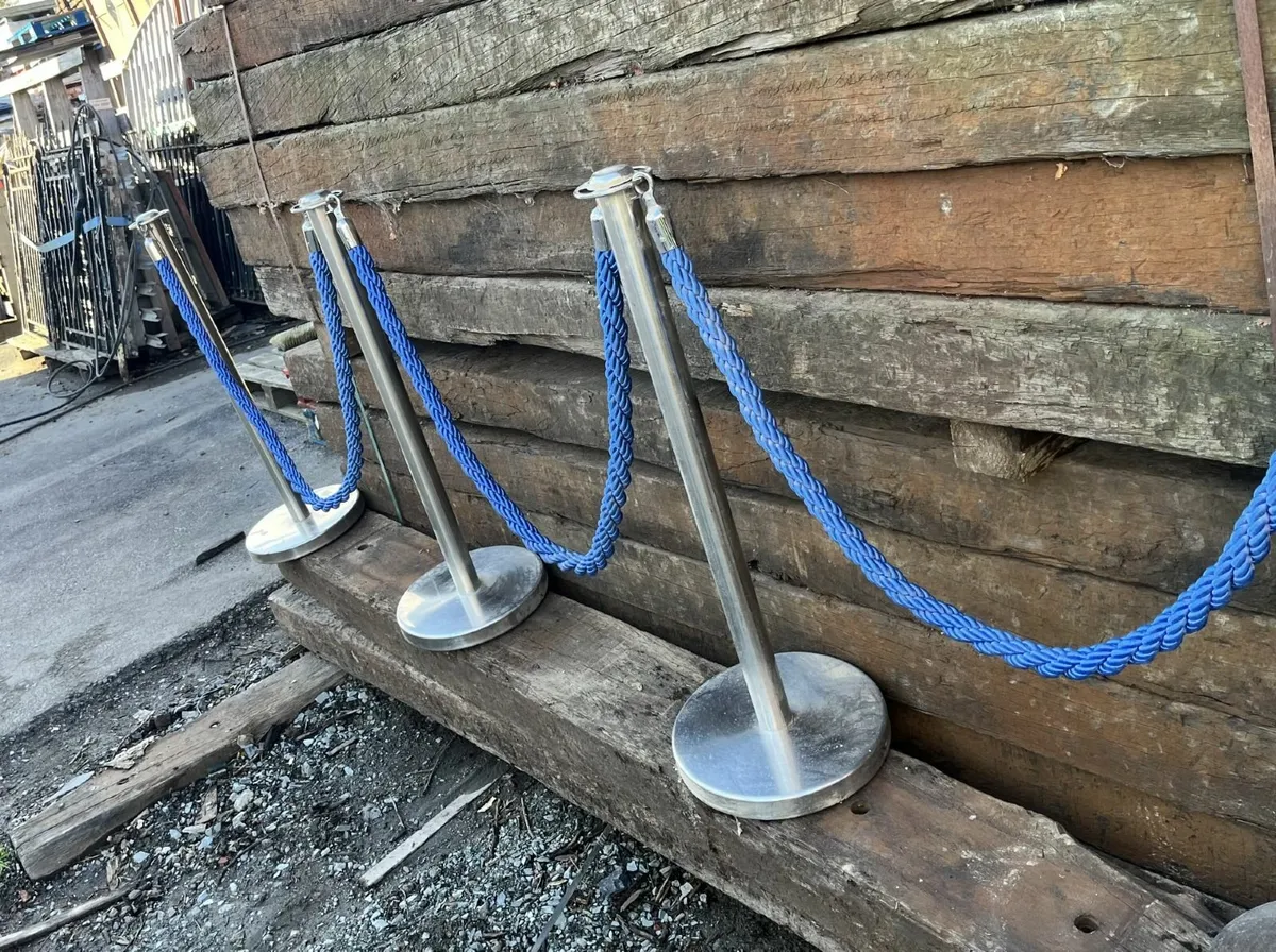 Rope Security Barriers - Image 3