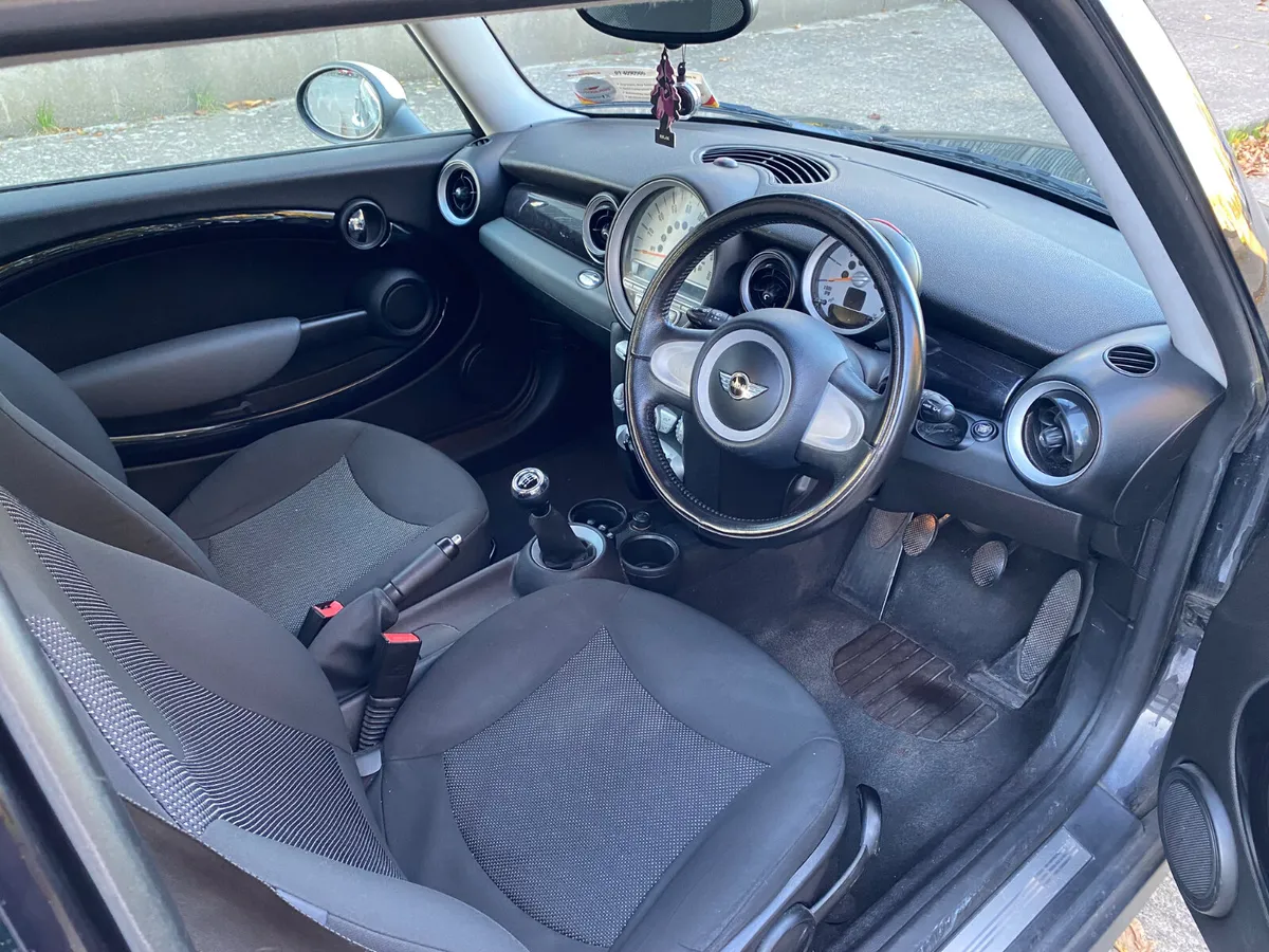 Mini Cooper Diesel - €2,995 - Image 2