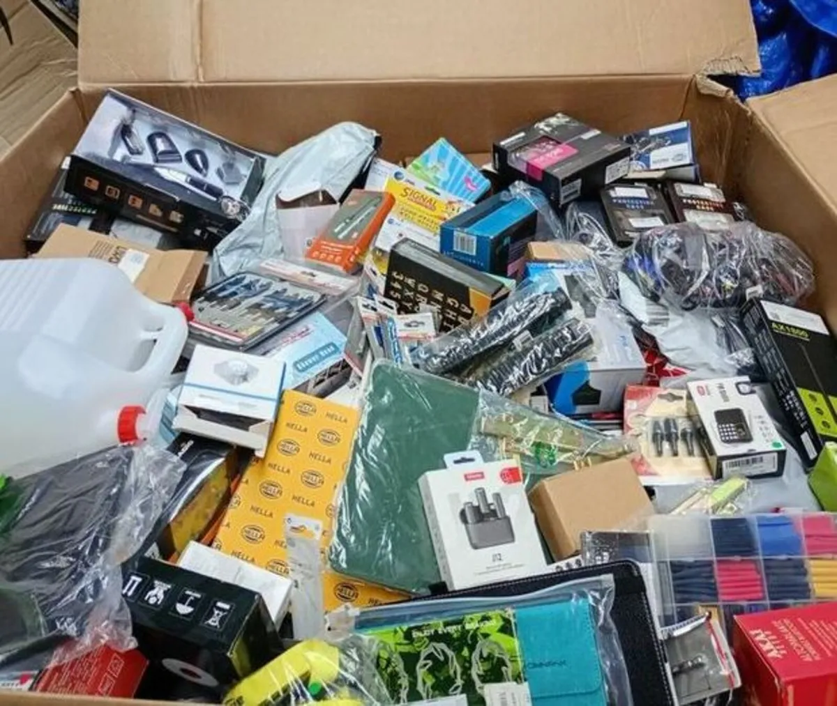 Jumbo Amazon Liquidation Pallet Boxes - Mixed - Image 1