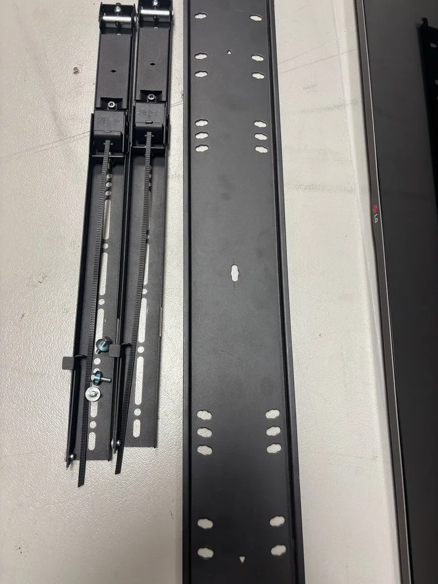 LG 55” Monitor - Image 3