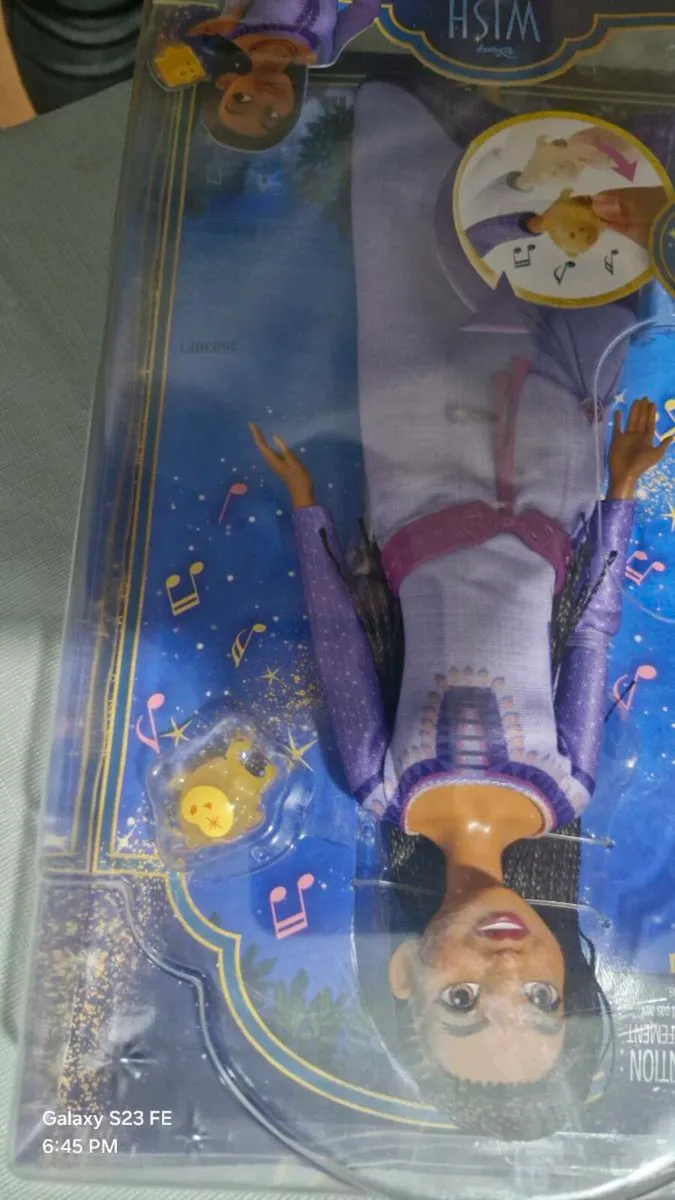 Disney Wish Singing Asha of Rosas Fashion Doll & S - Image 2