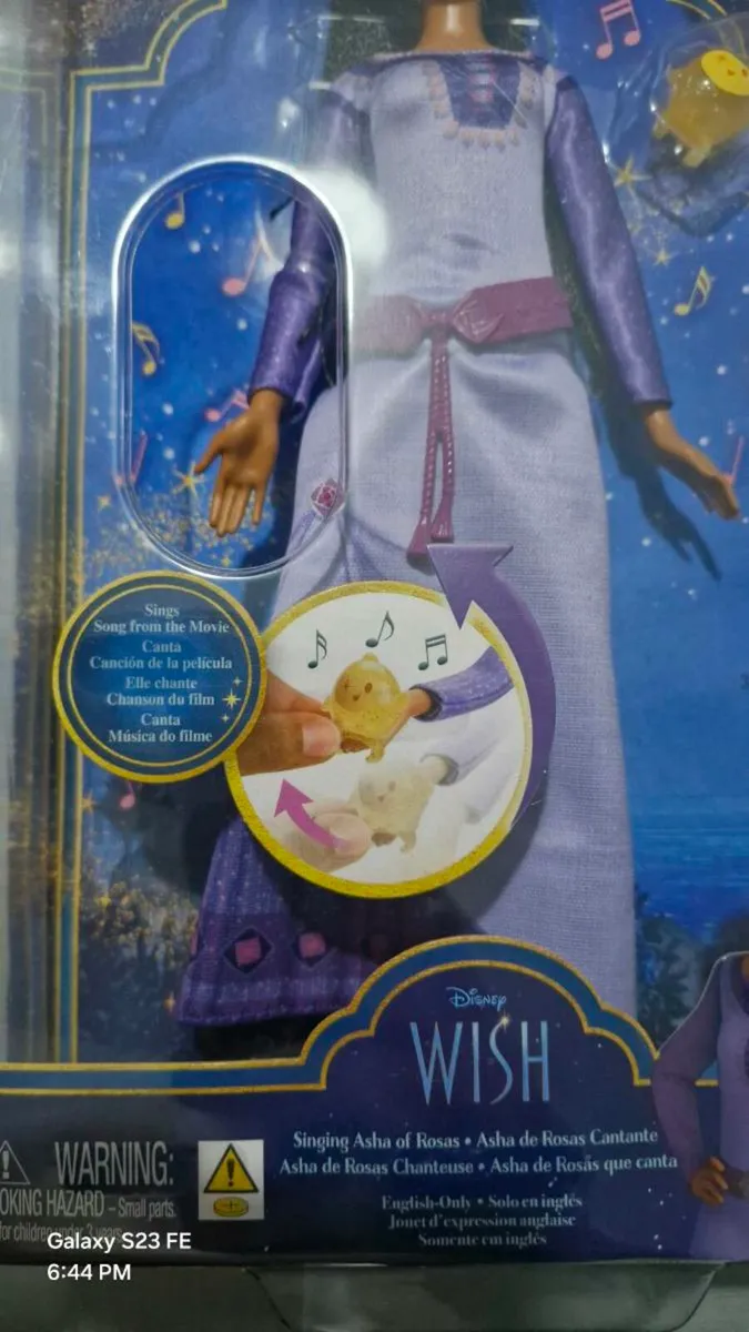 Disney Wish Singing Asha of Rosas Fashion Doll & S - Image 3