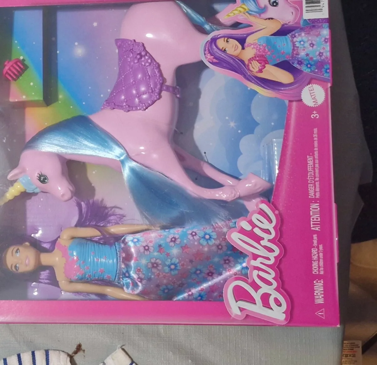 Barbie Dreamtopia Magical Lights Unicorn with Rain - Image 4