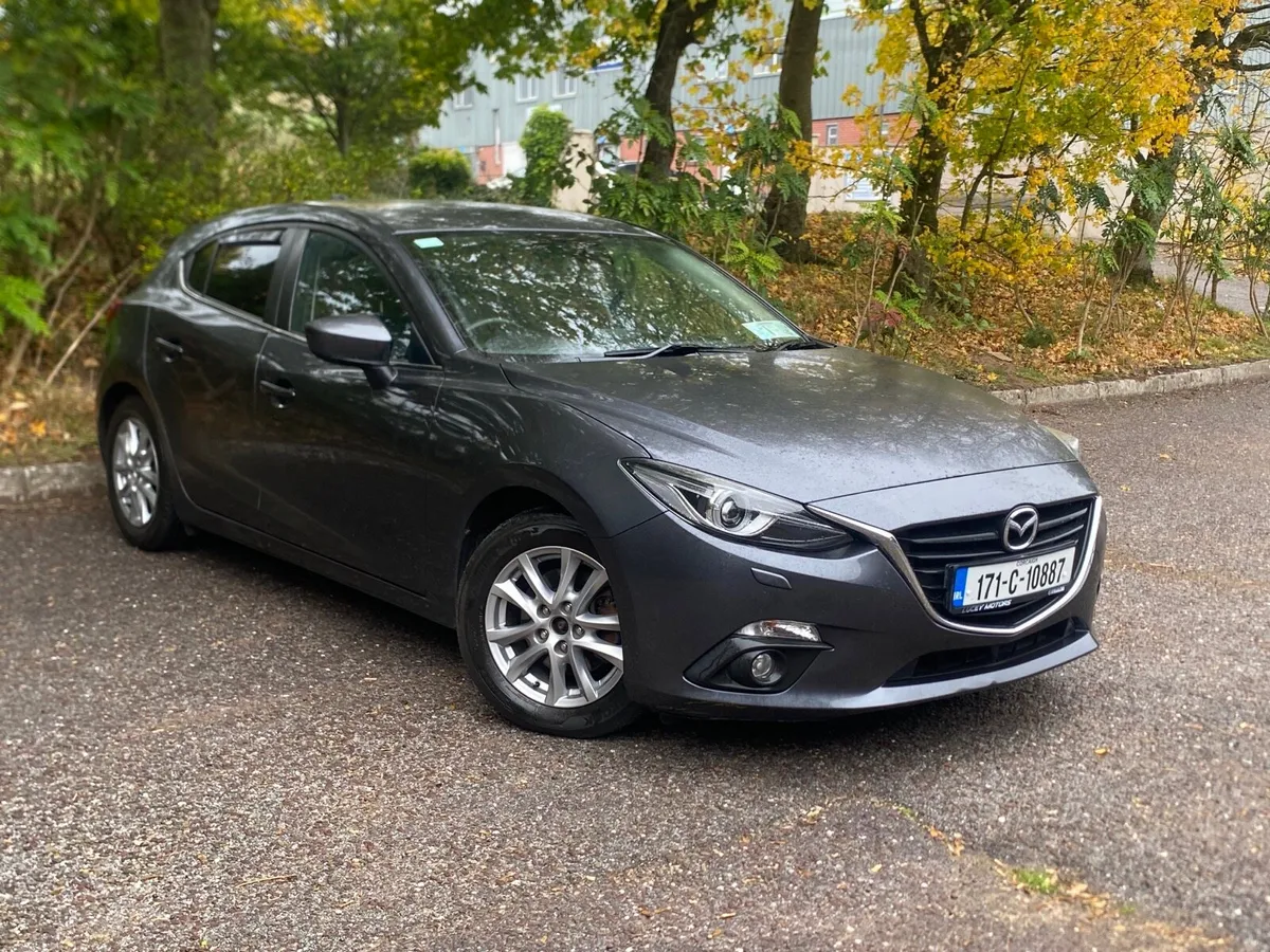 2017 MAZDA 3 TESTED TILL 2026 114K Km - Image 3
