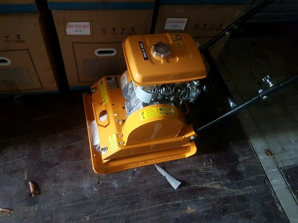 Wacker plates - Image 1