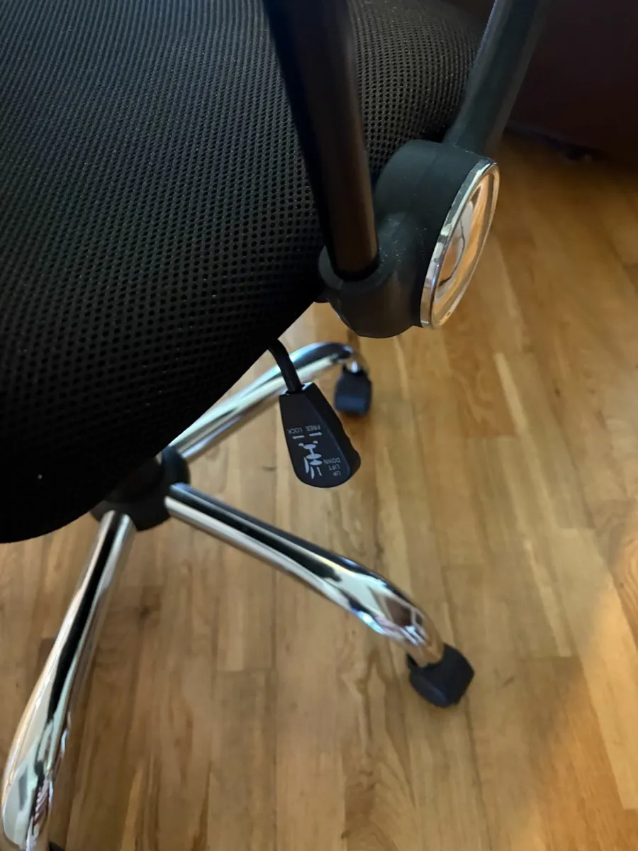 Office Chair- Perfect Condition - Image 3