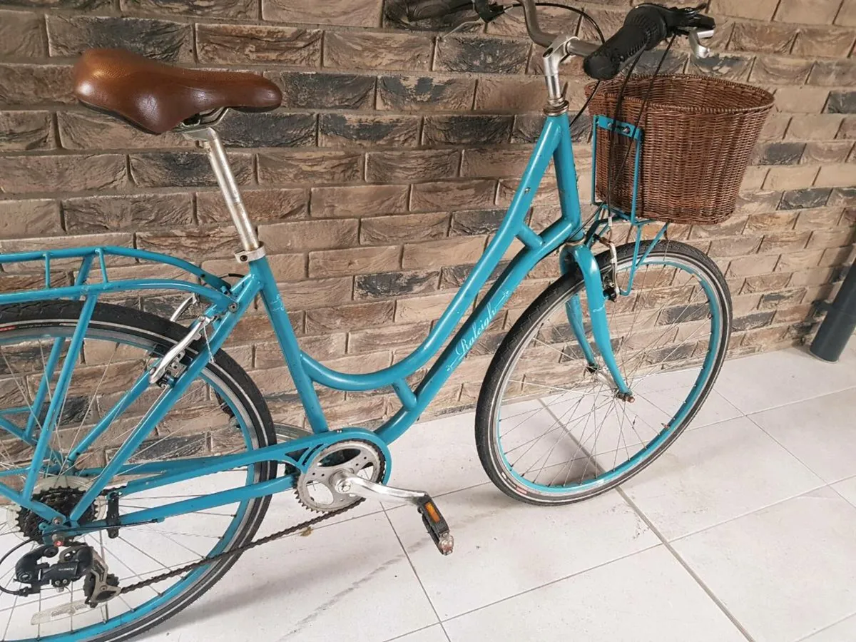 Ladies bike - Image 2