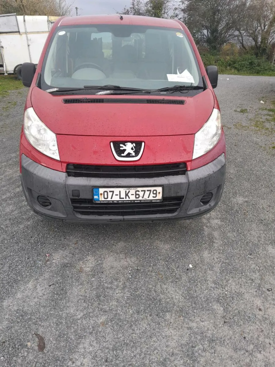 Van - Image 2