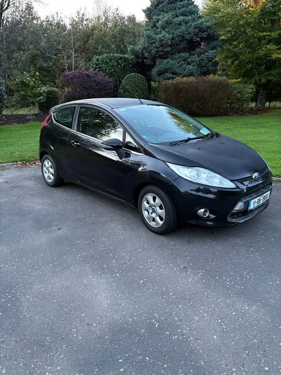 2011 Ford Fiesta 1.6 Titanium - Image 1