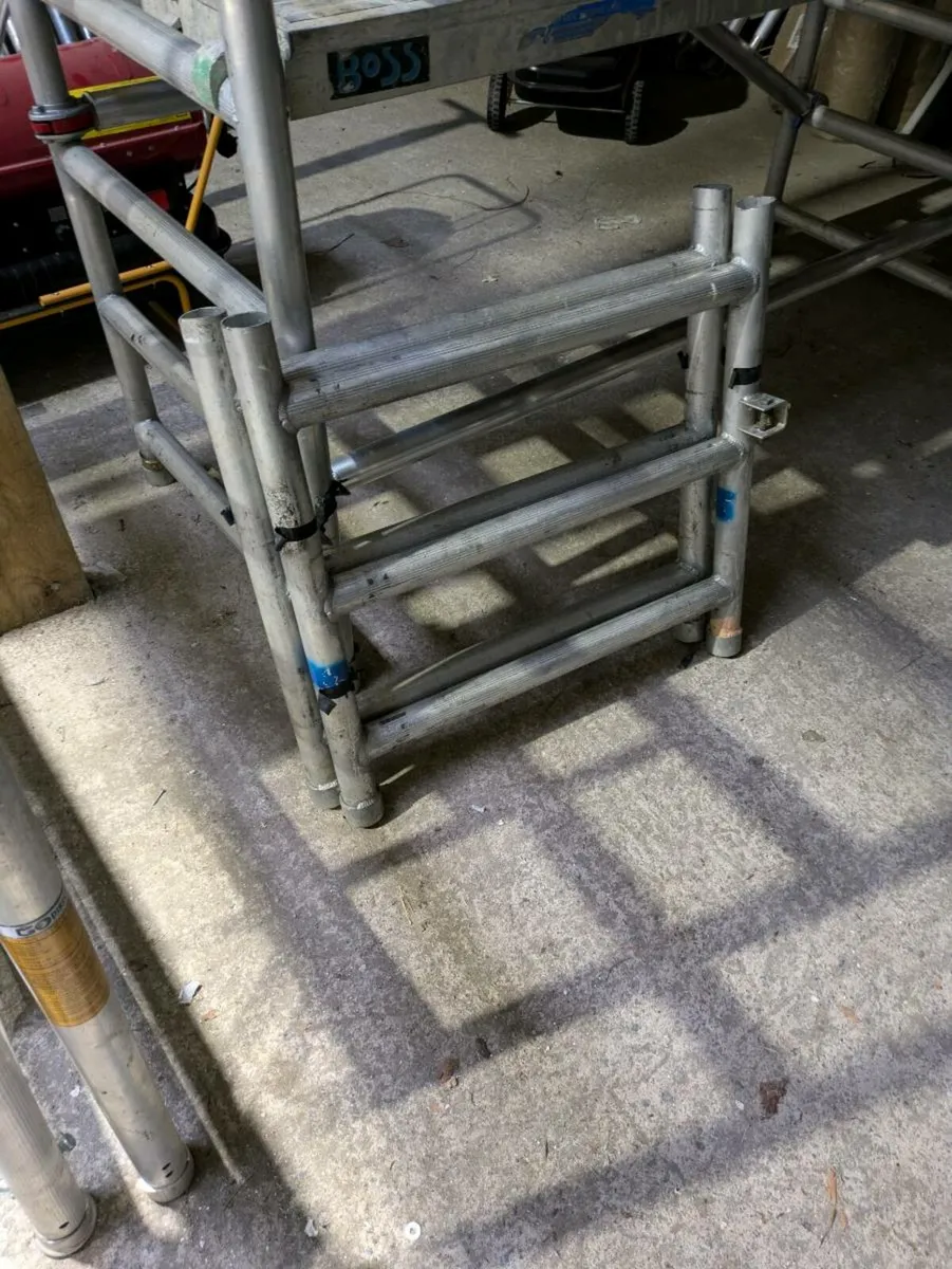 Scaffolding tower - Image 3