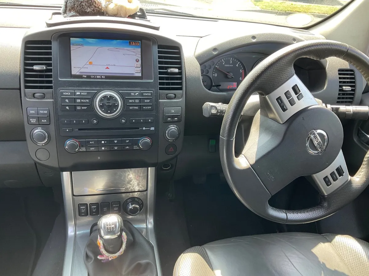 Nissan Navara 2011 - Image 3