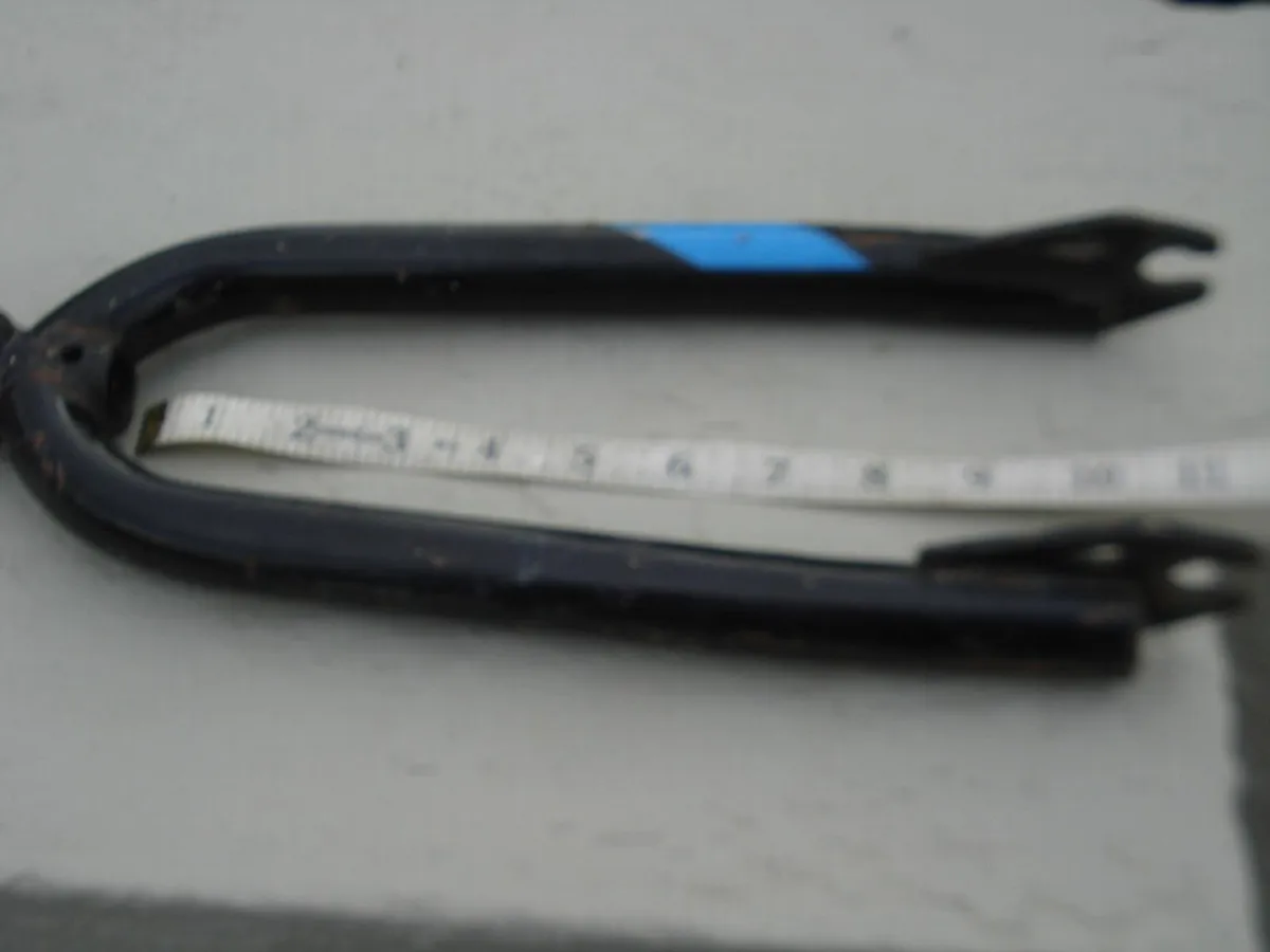 DIAMOND BACK OLD BMX TYPE METAL FORK. - Image 2