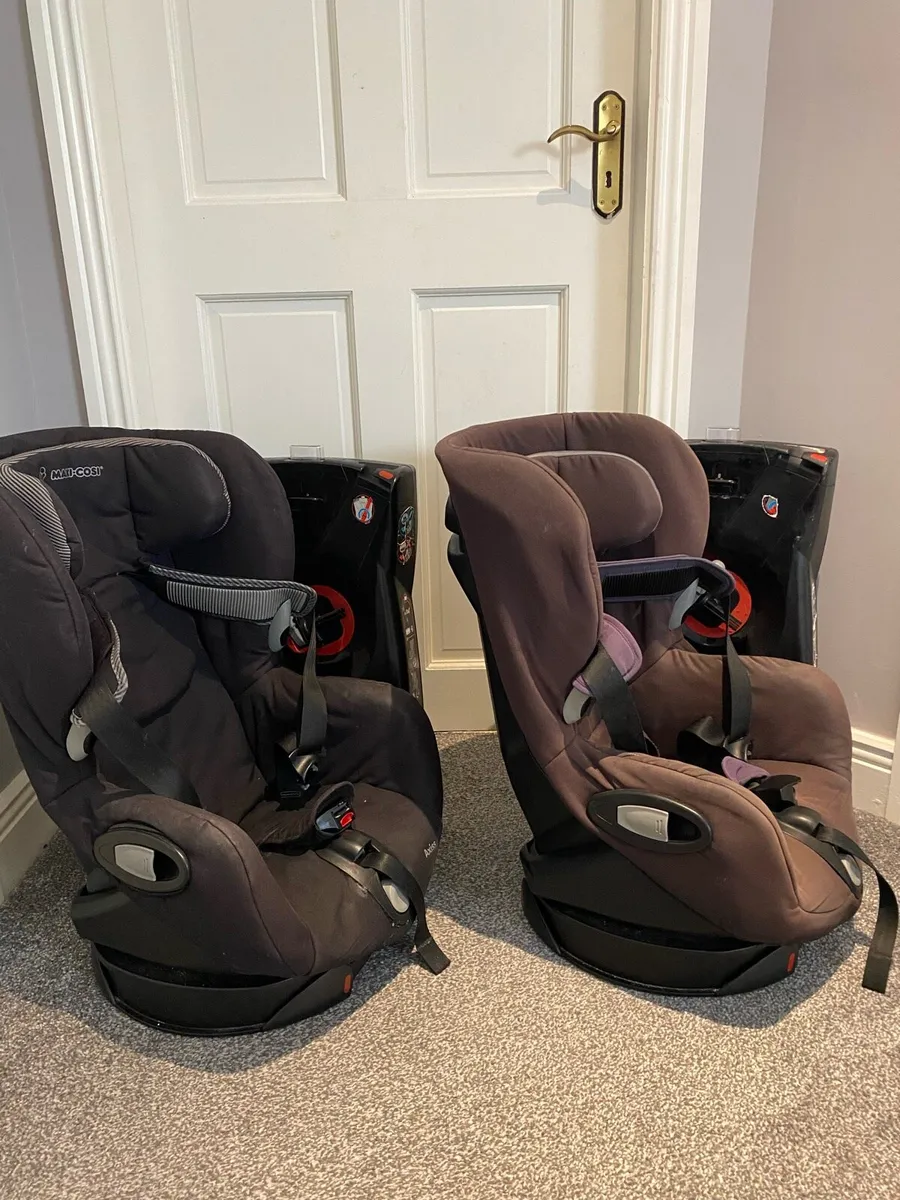 Car seats - Image 2