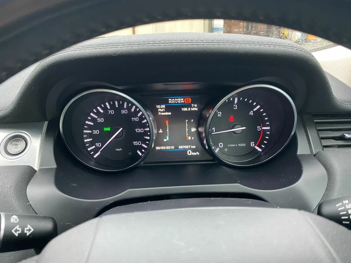 Land Rover Range Rover Evoque 2012 - Image 2