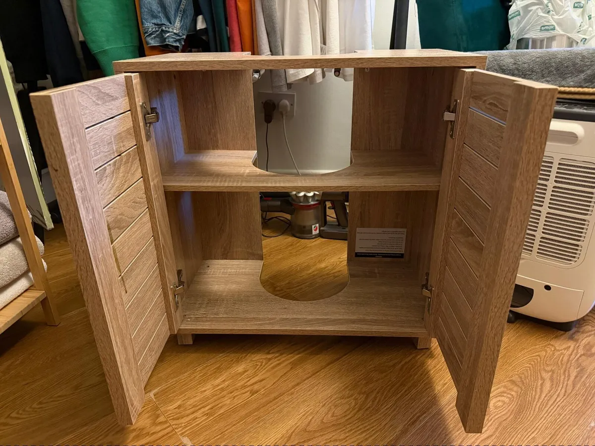 Under sink cabinet - Image 3