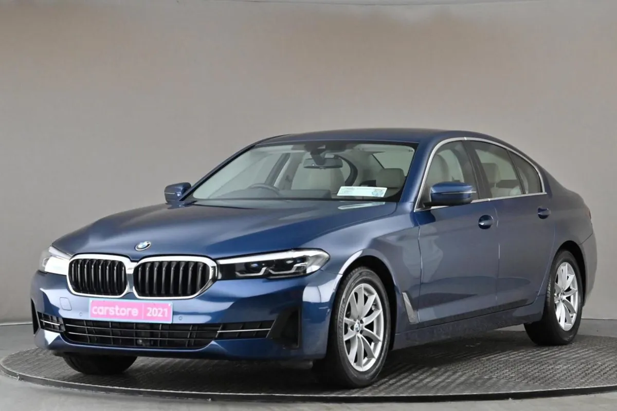 BMW 5 Series 520D 5ssa  beige Leather - Image 3