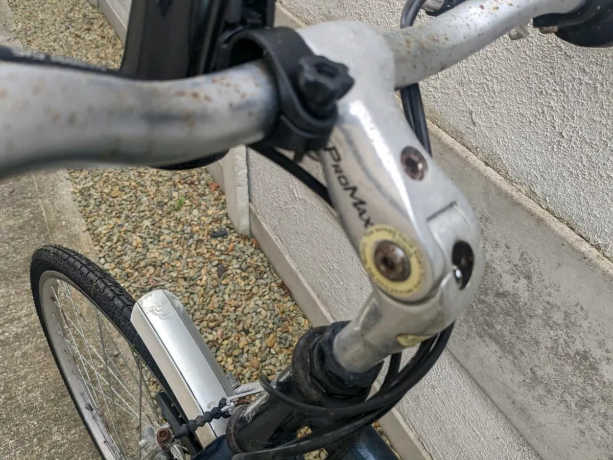 Jumpertrek Shimano City Bike - Image 3