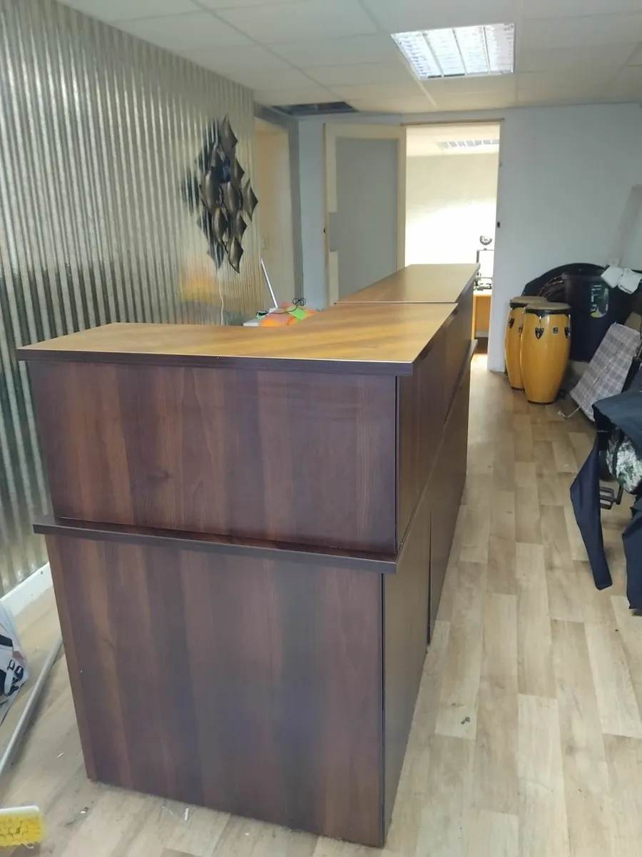 Reception Desk - Image 2