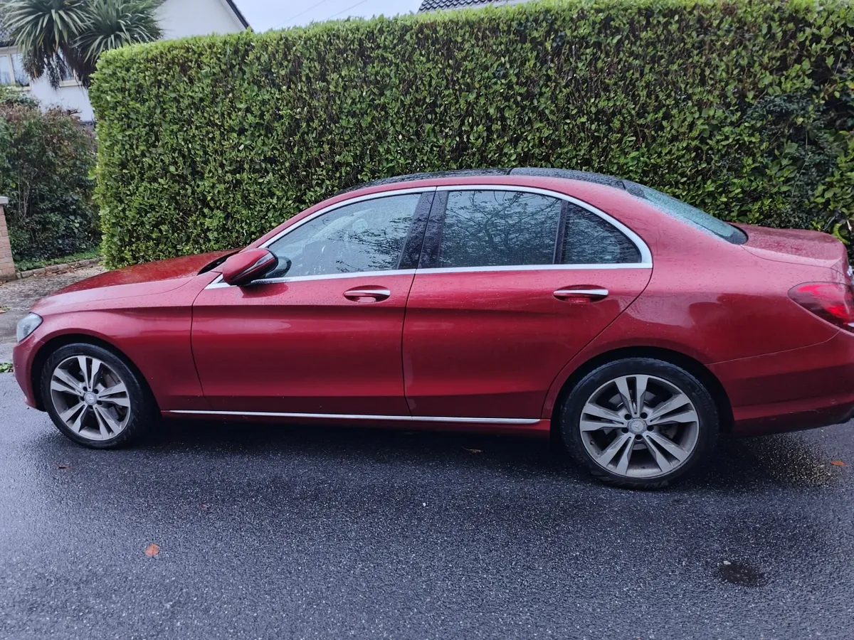 Mercedes-Benz C-Class 2016 - Image 4