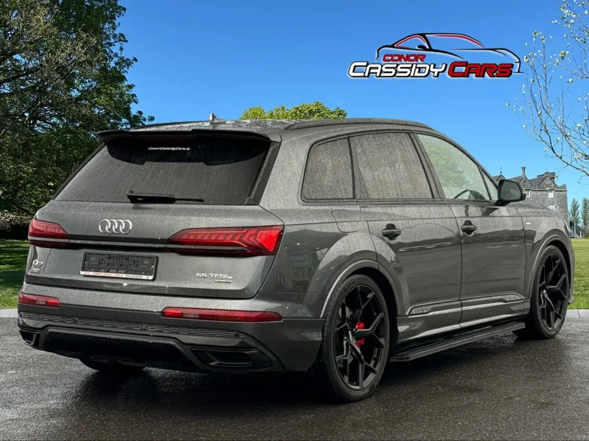 Audi Q7 TFSI E QUATTRO **S-LINE BLACK EDITION** // - Image 2