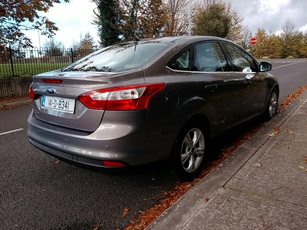 Ford Focus 2014MY Zetec 1.6 95PS 4DR - Image 3