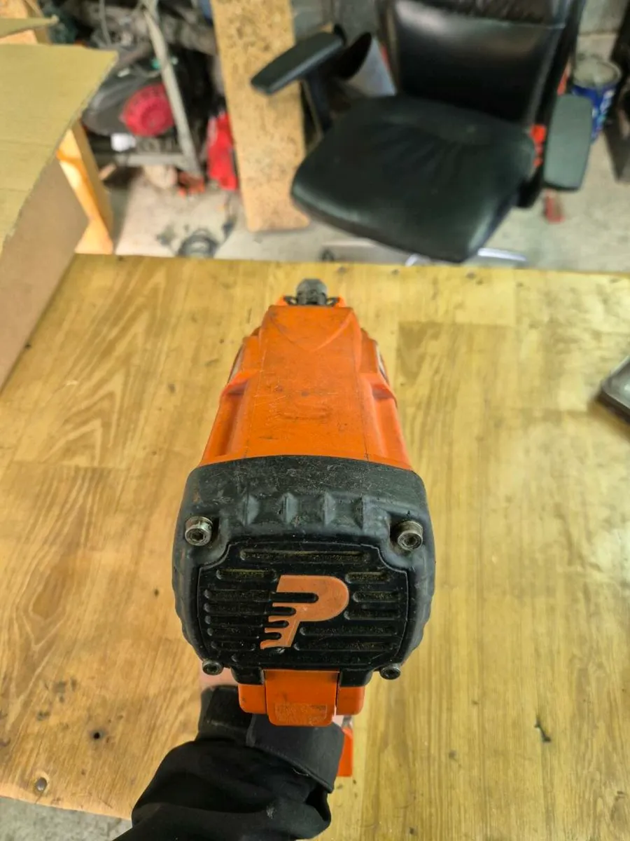 Paslode IM350+ lithium First Fix nail gun - Image 3