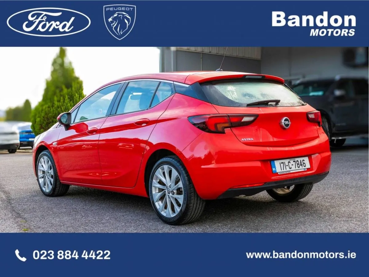 Opel Astra 2017 Opel Astra  Red  Petrol  Manual - Image 3