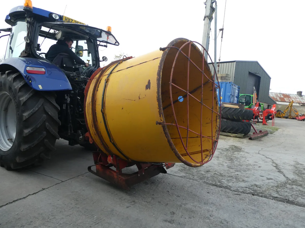 Teagle 404 straw bedder - Image 2