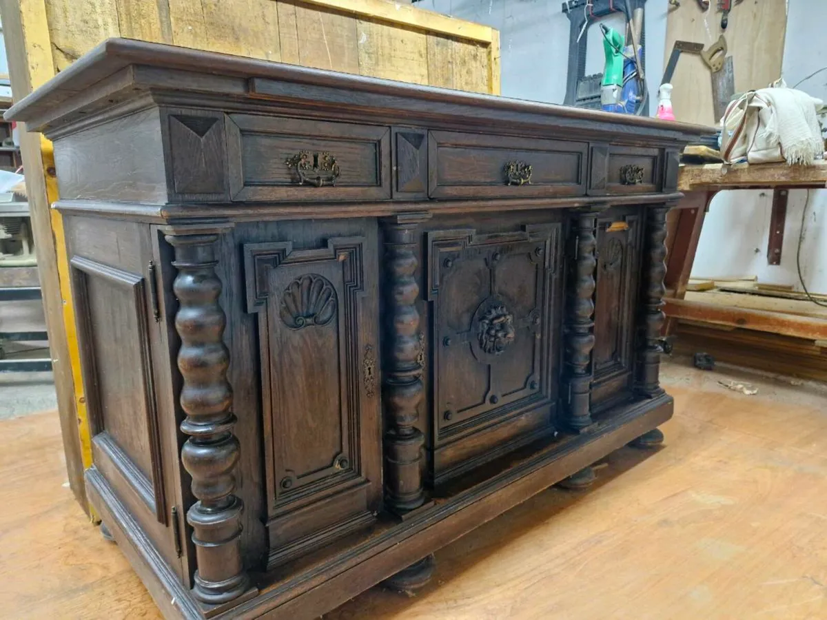 Serving side board - Image 1