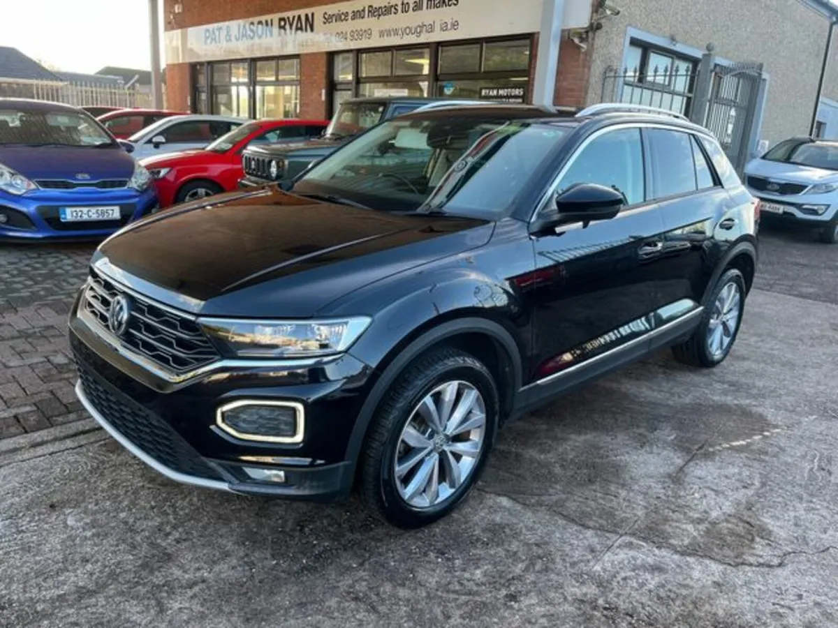 Volkswagen T-Roc 2.0 tdi automatic - Image 1