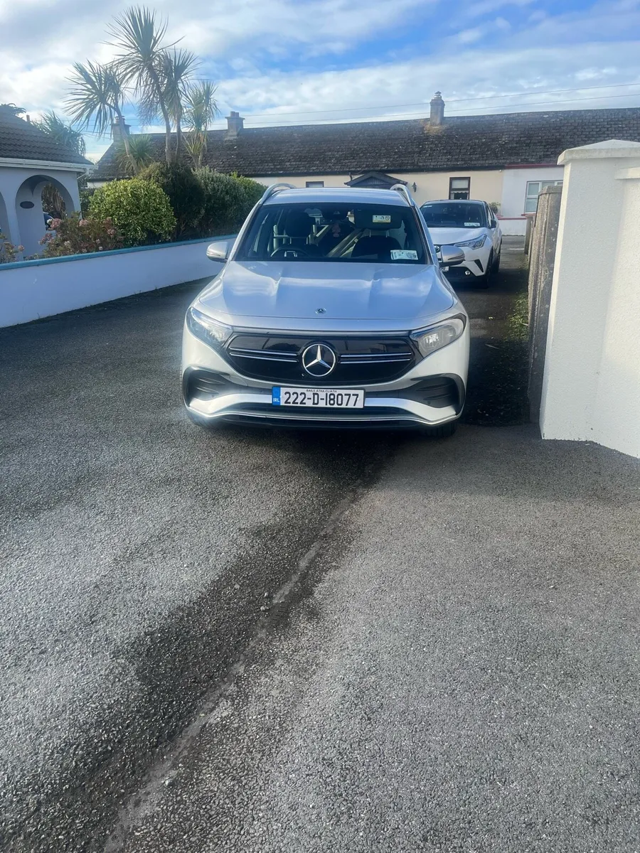 Mercedes eqb - Image 1