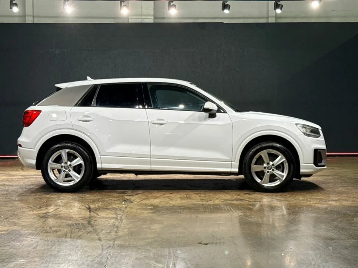 Audi Q2 1.0 TFSI - REVERSE CAMERA - HEATED SEATS - - Image 3