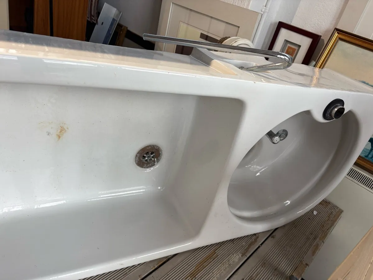 Large double kitchen Belfast sink - Image 4