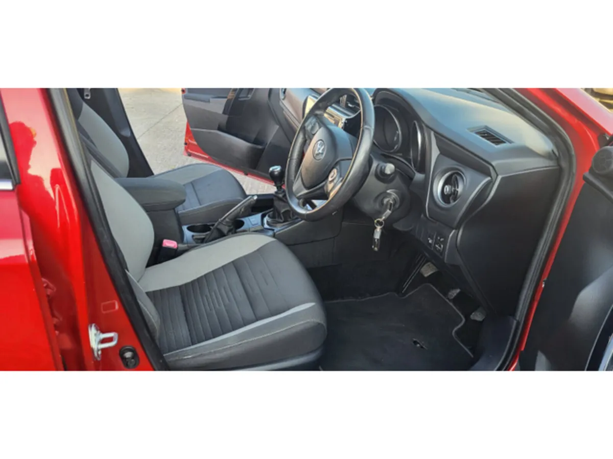 Toyota Auris 2016! - Image 4