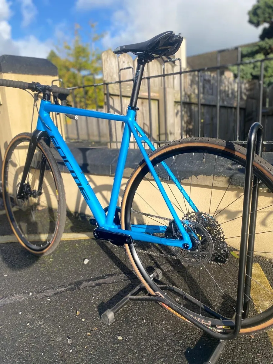 Cyclocross bike - Image 2