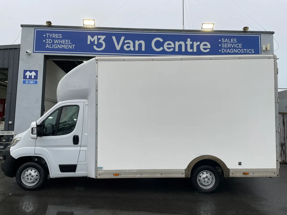 2023 Citroen Relay 35 L3 EPRISE ED BHD Luton - Image 3