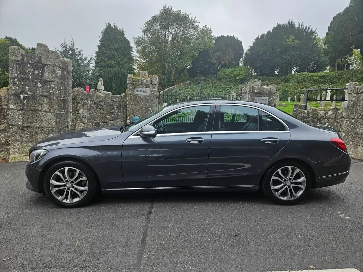 Mercedes-Benz C-Class C220 Diesel Bluetec Sport - Image 2