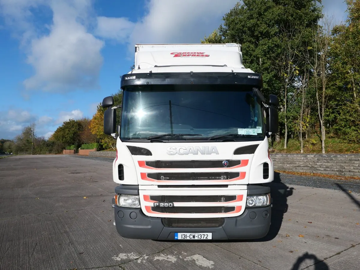 2013 Scania P320 Curtainside  Body 6x2 Manual - Image 2