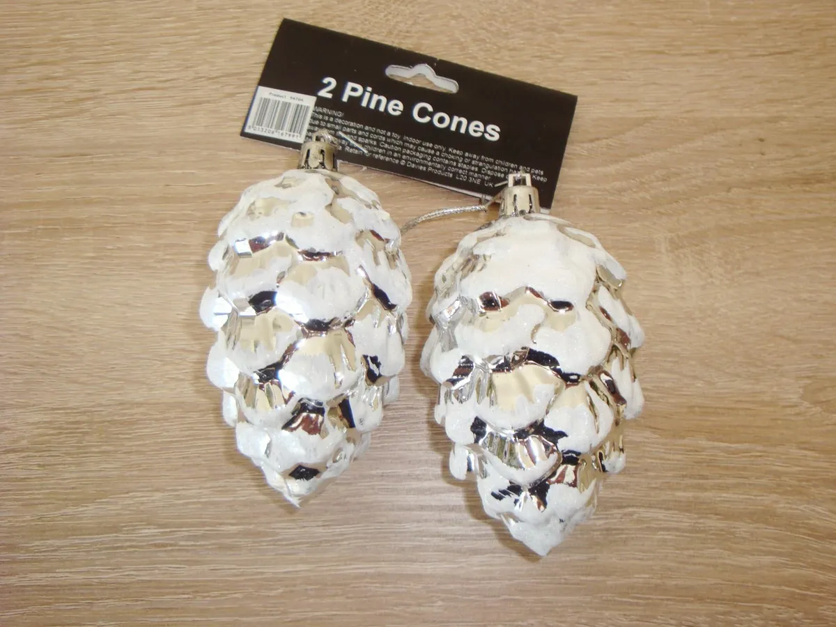 Silver and white pinecones Christmas - NEW - Image 2