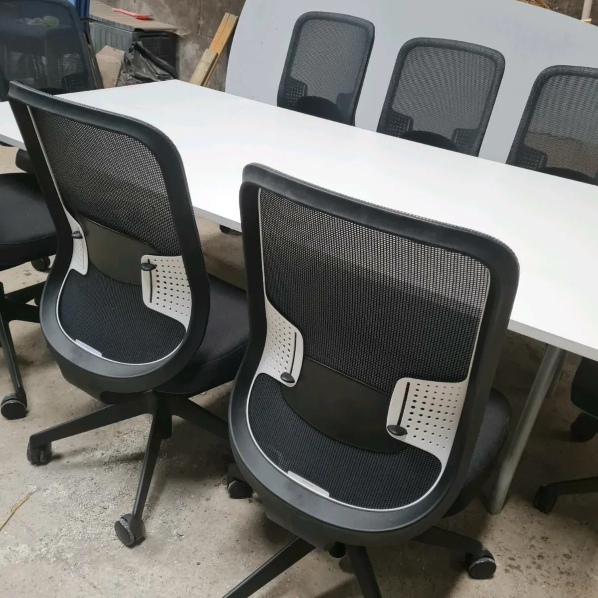 White boardroom table with 8 - Image 3