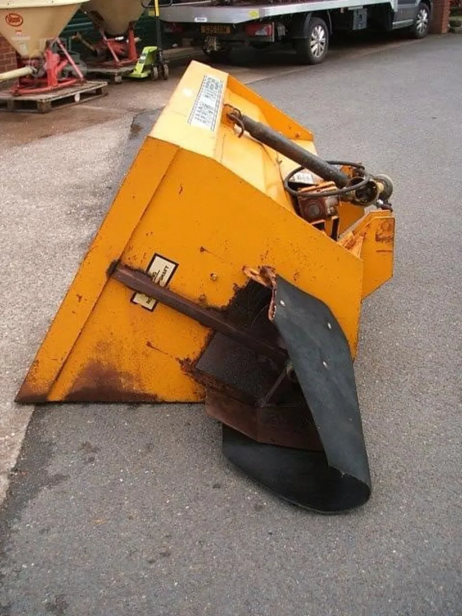 ARROWQUIP GA4 FEEDER BUCKET - Image 4