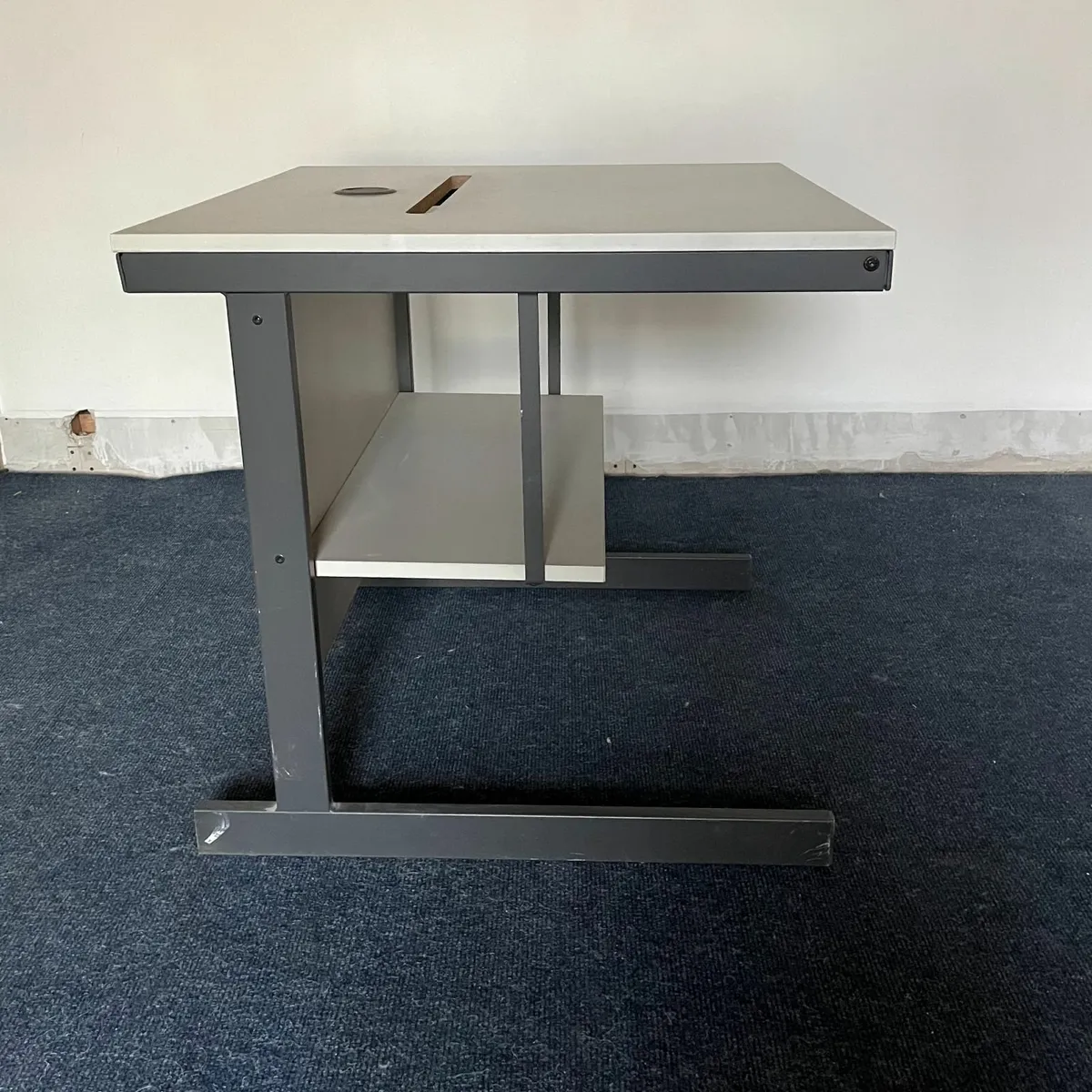 Office Desk - Image 3