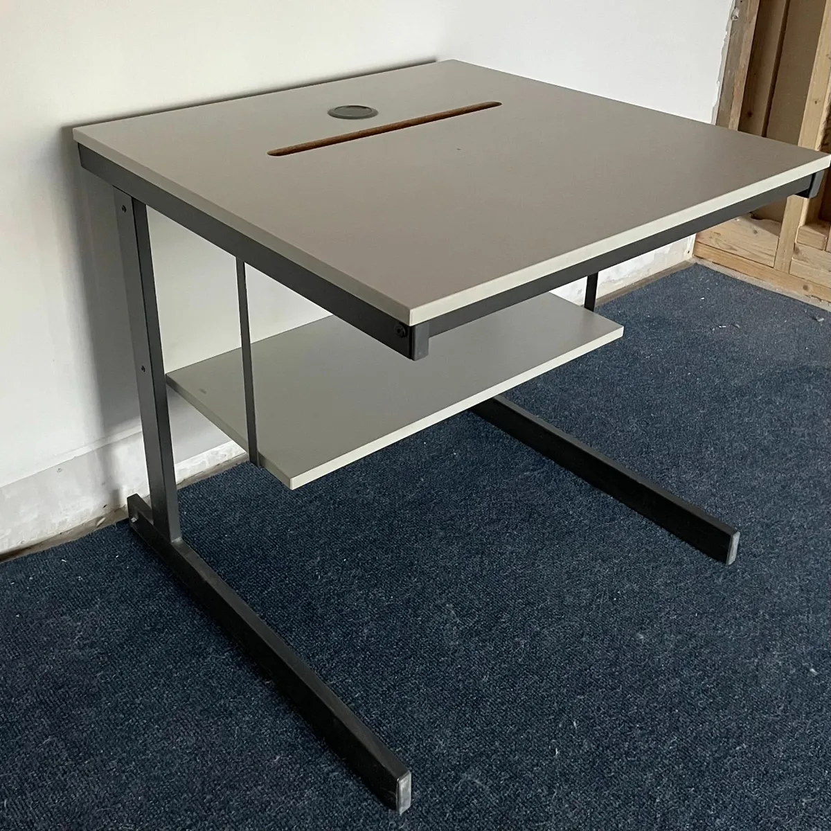 Office Desk - Image 1