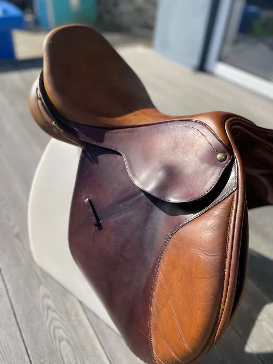Bates gp saddle - Image 2