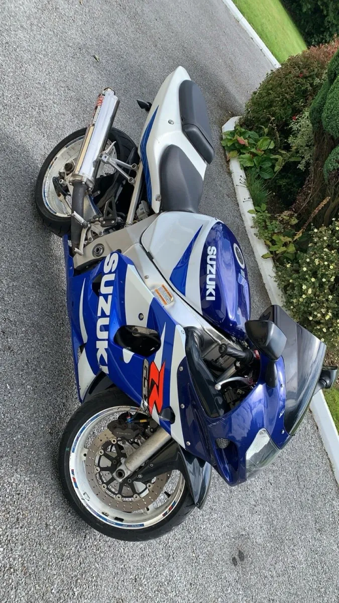 Suzuki gsxr 600 - Image 2