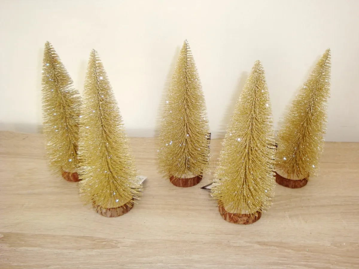 5 x Glitter bottle brush trees - GOLD - Image 1